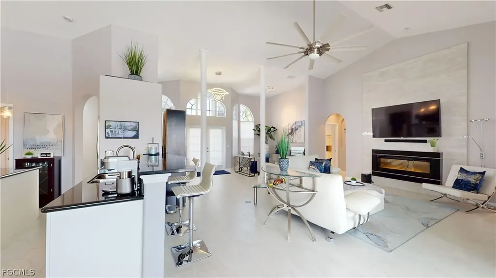 120 SE 13th Avenue Cape Coral FL 33990