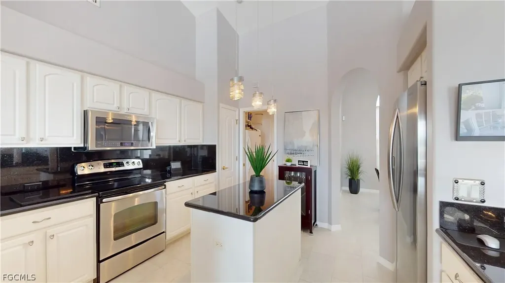 120 SE 13th Avenue Cape Coral FL 33990