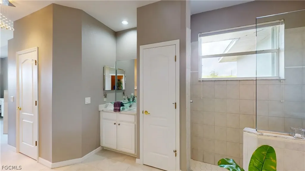 120 SE 13th Avenue Cape Coral FL 33990