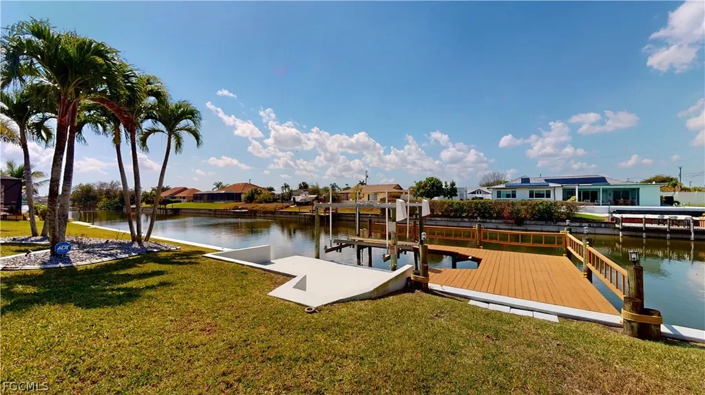 120 SE 13th Avenue Cape Coral FL 33990