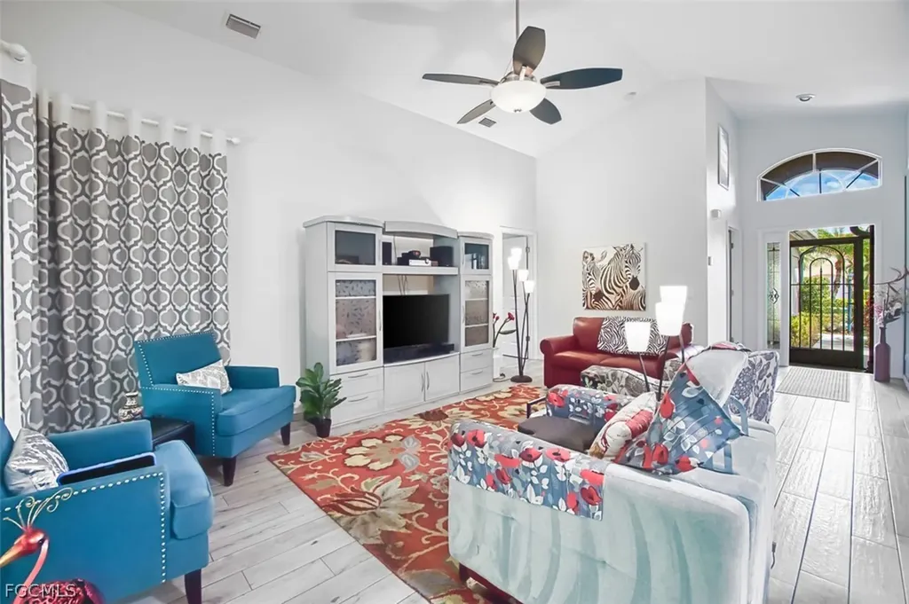 9917 Las Casas Drive Fort Myers FL 33919