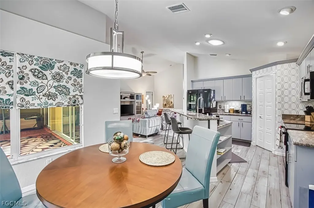 9917 Las Casas Drive Fort Myers FL 33919