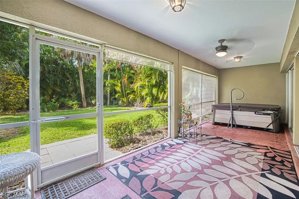 9917 Las Casas Drive Fort Myers FL 33919