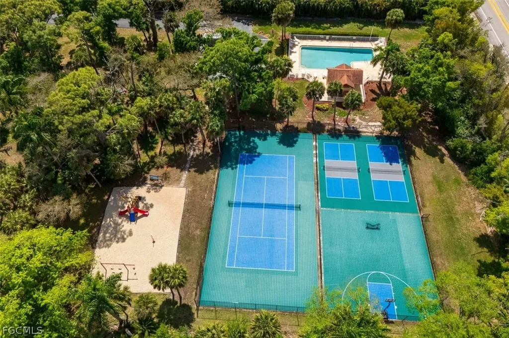 9917 Las Casas Drive Fort Myers FL 33919