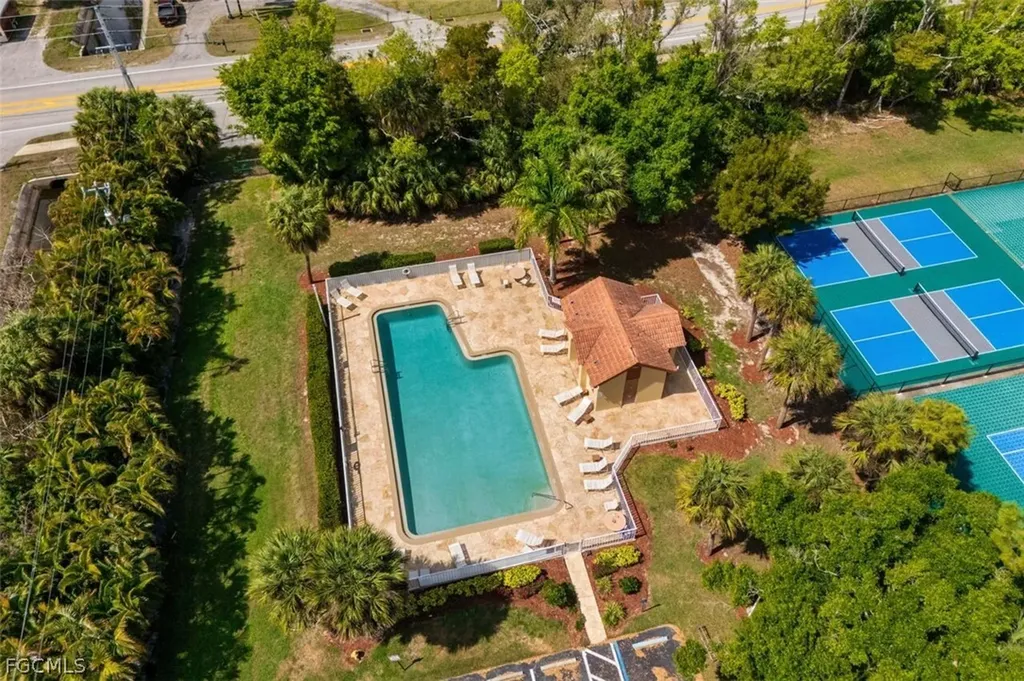 9917 Las Casas Drive Fort Myers FL 33919