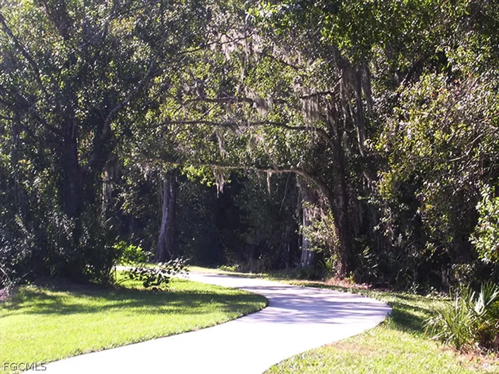 3821 River Point Drive Fort Myers FL 33905