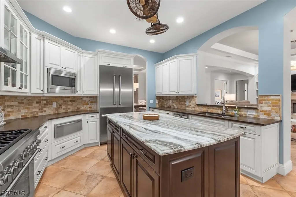 3821 River Point Drive Fort Myers FL 33905