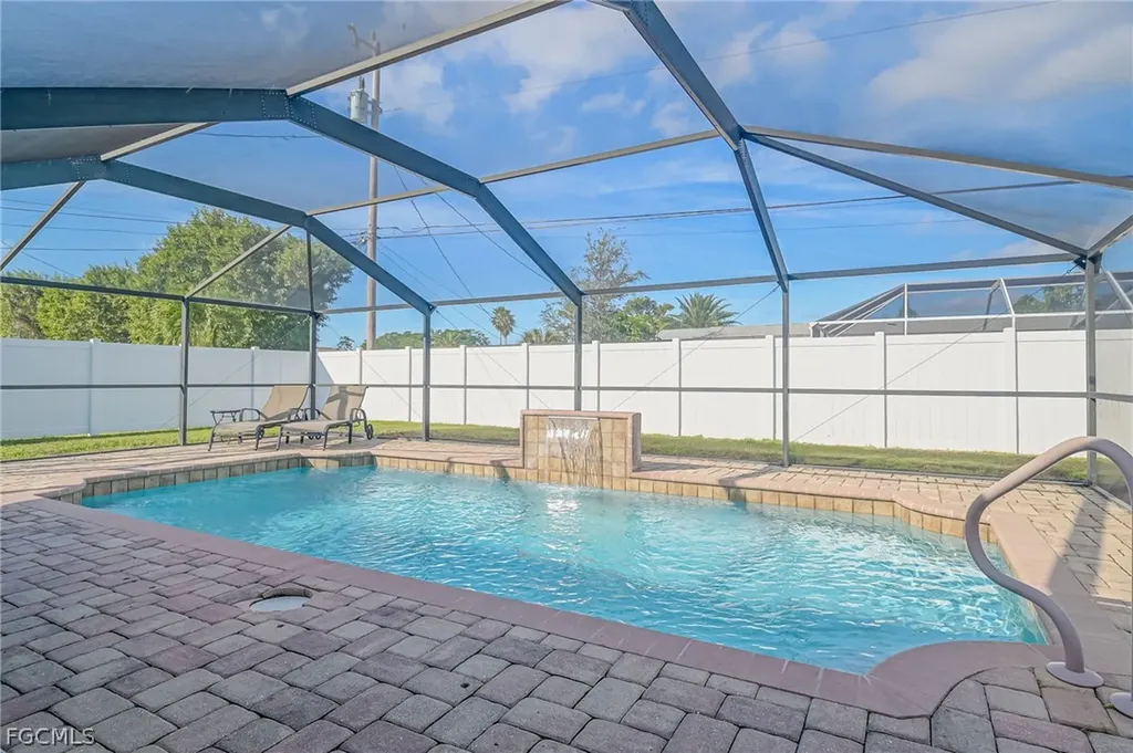 209 SE 44th Terrace Cape Coral FL 33904