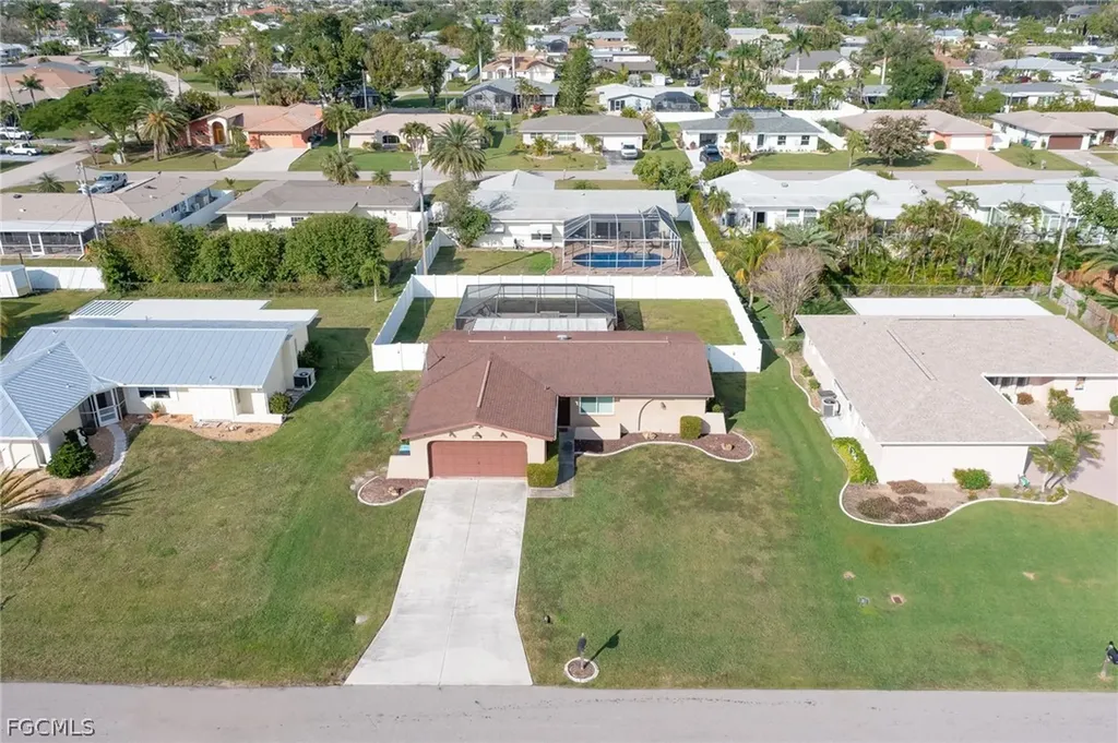 209 SE 44th Terrace Cape Coral FL 33904
