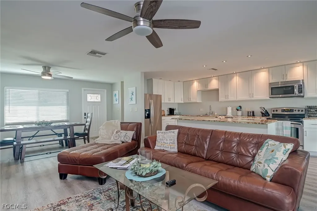 209 SE 44th Terrace Cape Coral FL 33904