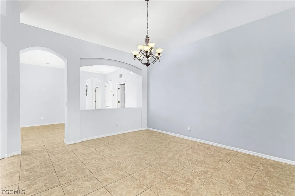 9180 Spanish Moss Way Bonita Springs FL 34135