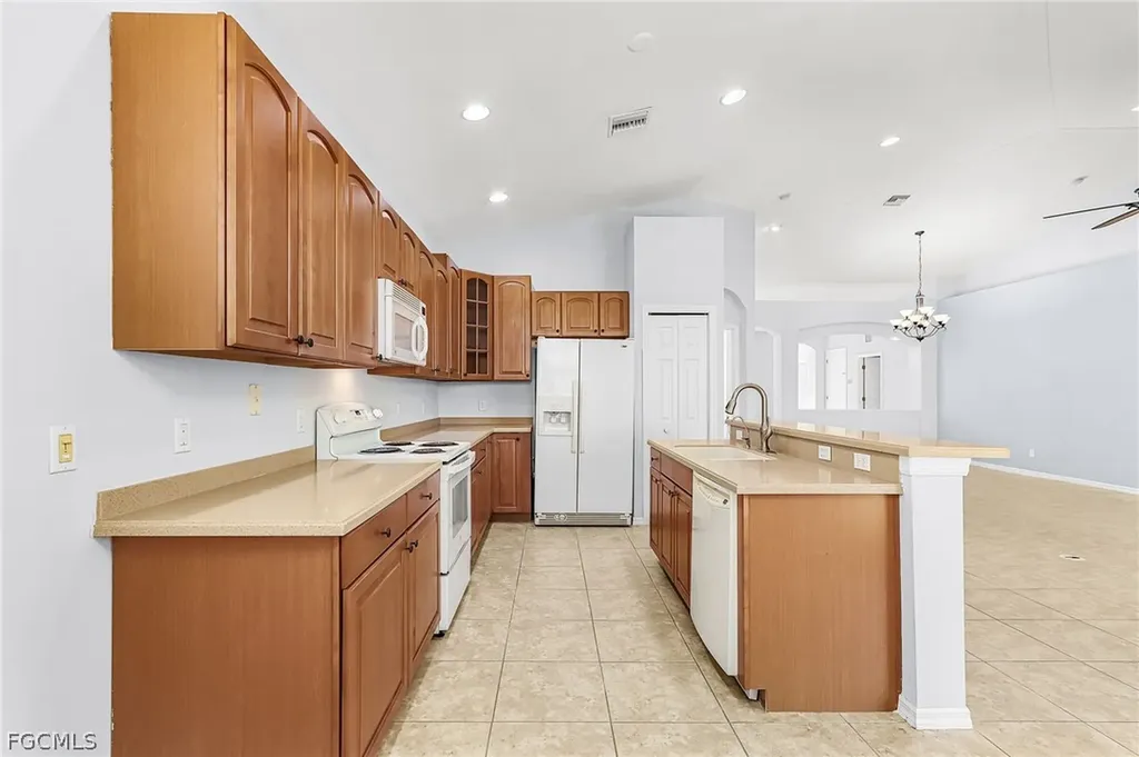 9180 Spanish Moss Way Bonita Springs FL 34135