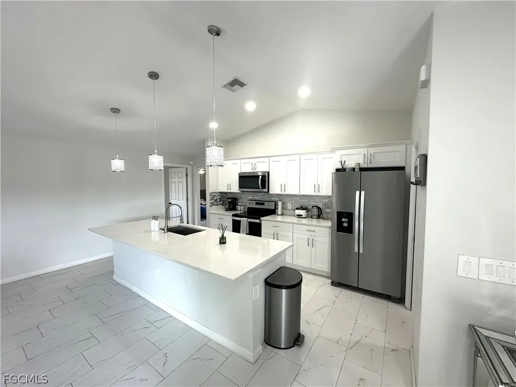 3710 38th Street SW Lehigh Acres FL 33976