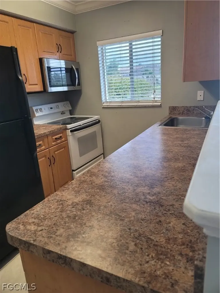 1014 Country Club Boulevard Cape Coral FL 33990