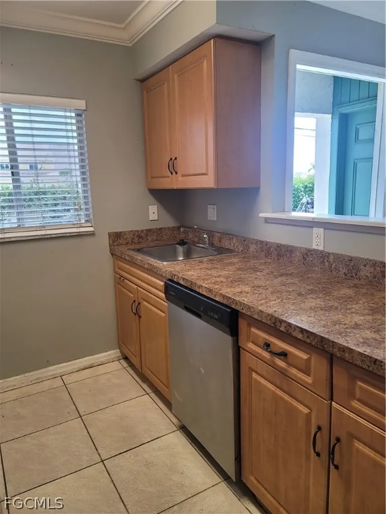 1014 Country Club Boulevard Cape Coral FL 33990