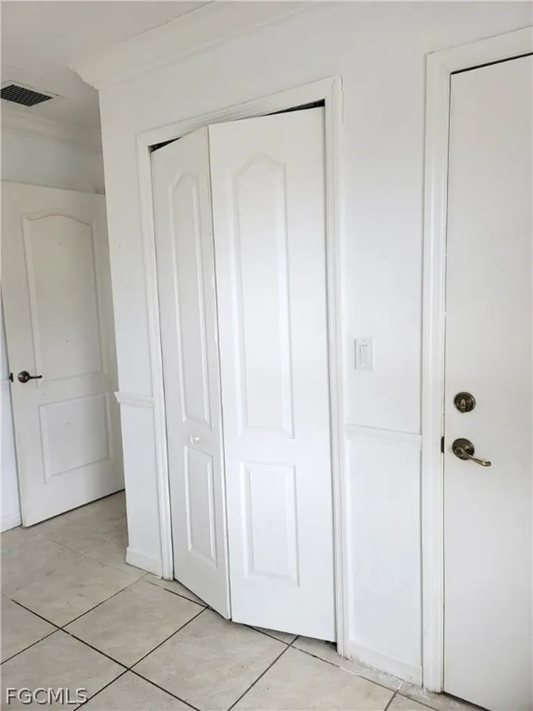 1014 Country Club Boulevard Cape Coral FL 33990