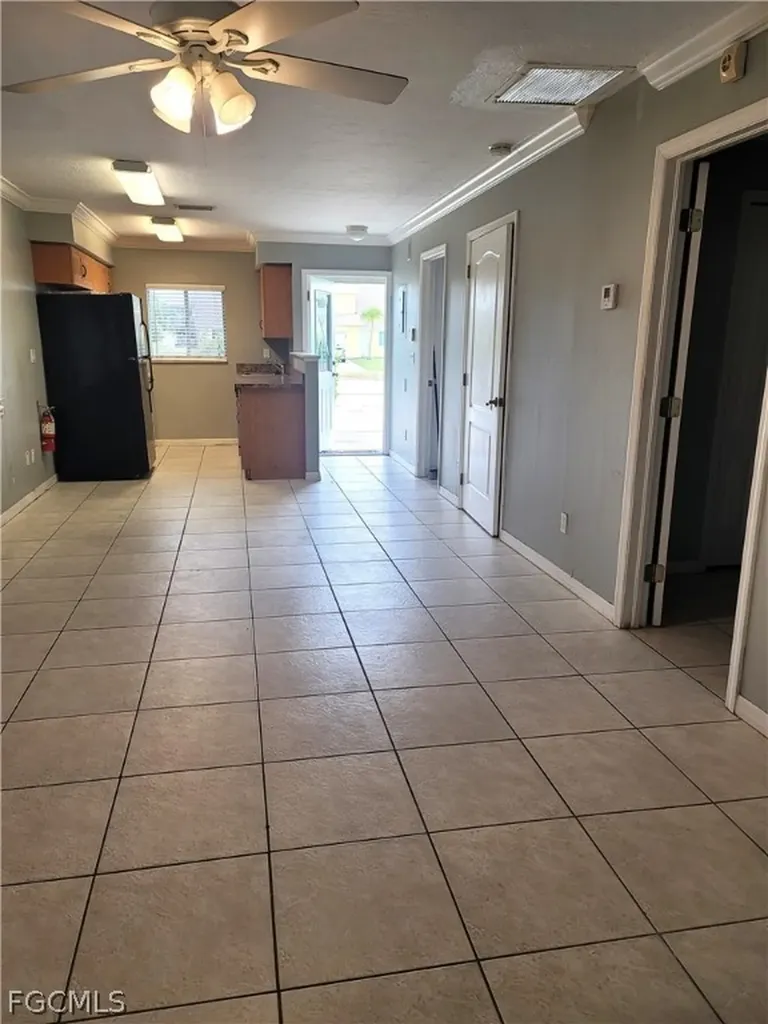 1014 Country Club Boulevard Cape Coral FL 33990