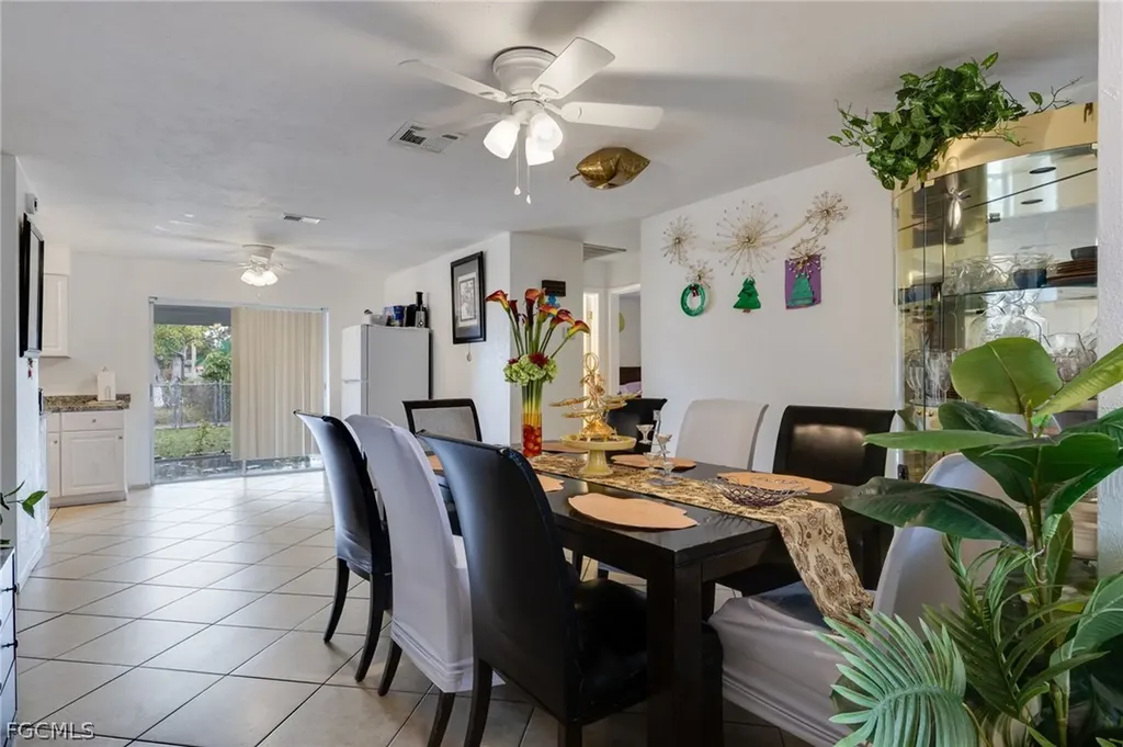 1652 Jamestown Court Fort Myers FL 33907