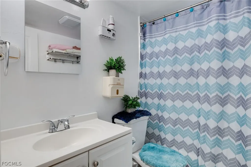 1652 Jamestown Court Fort Myers FL 33907