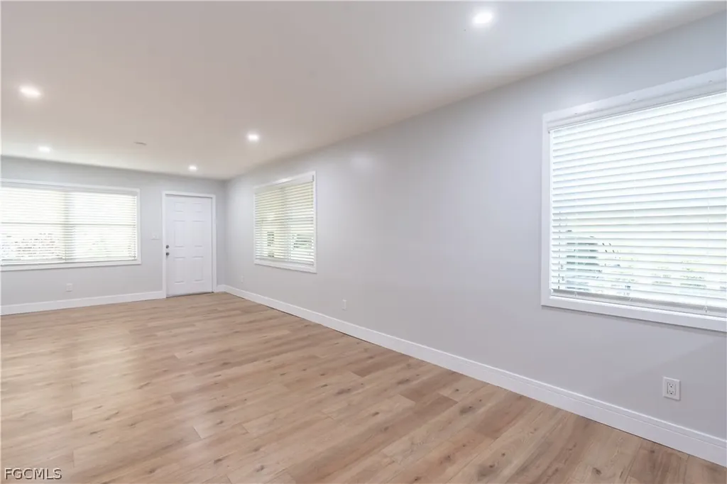 1100 8th Avenue S Naples FL 34102