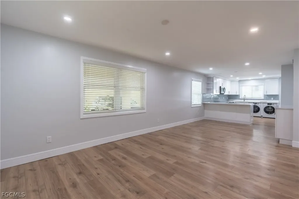 1100 8th Avenue S Naples FL 34102