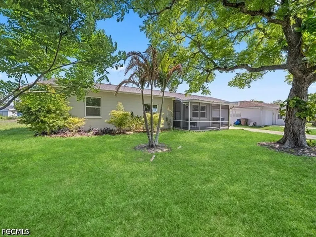121 E 3rd Street Lehigh Acres FL 33936