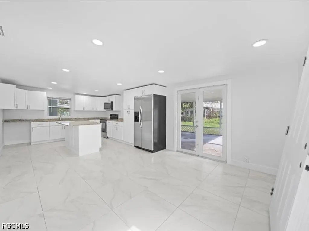 121 E 3rd Street Lehigh Acres FL 33936