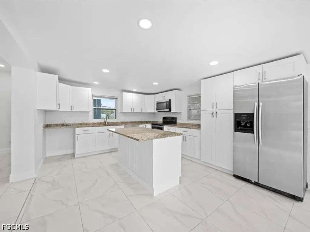 121 E 3rd Street Lehigh Acres FL 33936