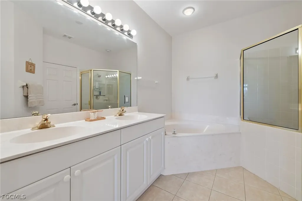12607 Fox Ridge Drive Bonita Springs FL 34135