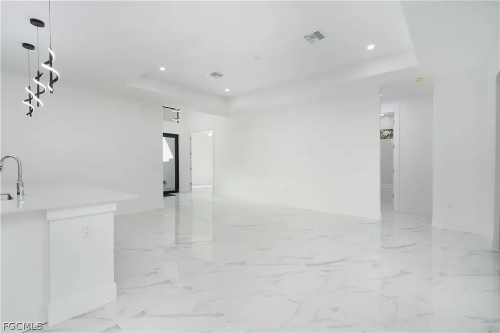 529 Theodore Vail Street E Lehigh Acres FL 33974
