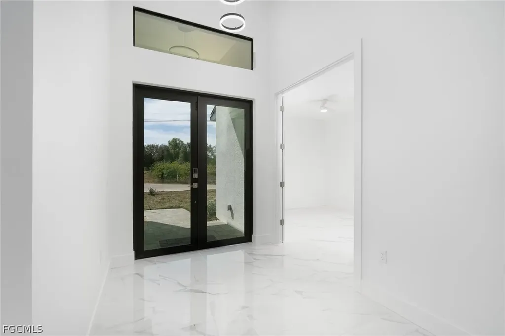 529 Theodore Vail Street E Lehigh Acres FL 33974