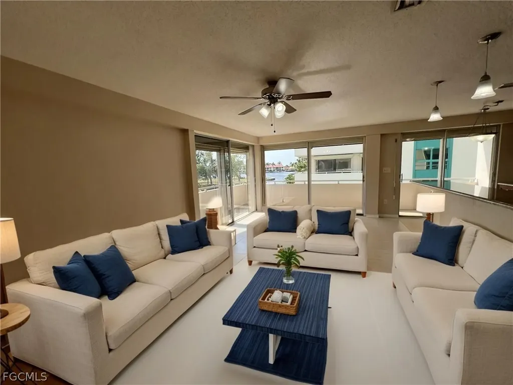 4803 Sunset Court Cape Coral FL 33904