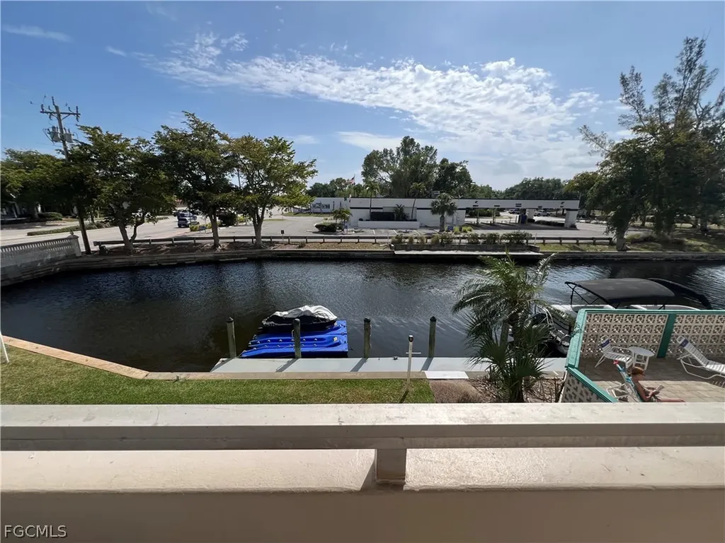 4803 Sunset Court Cape Coral FL 33904