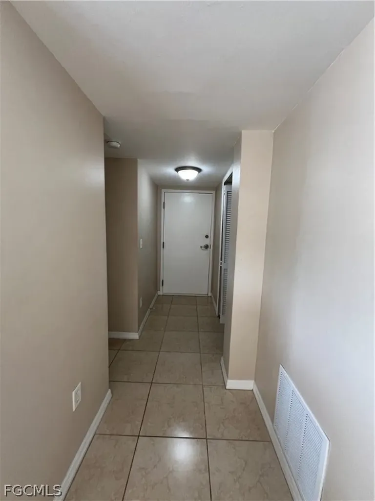 4803 Sunset Court Cape Coral FL 33904
