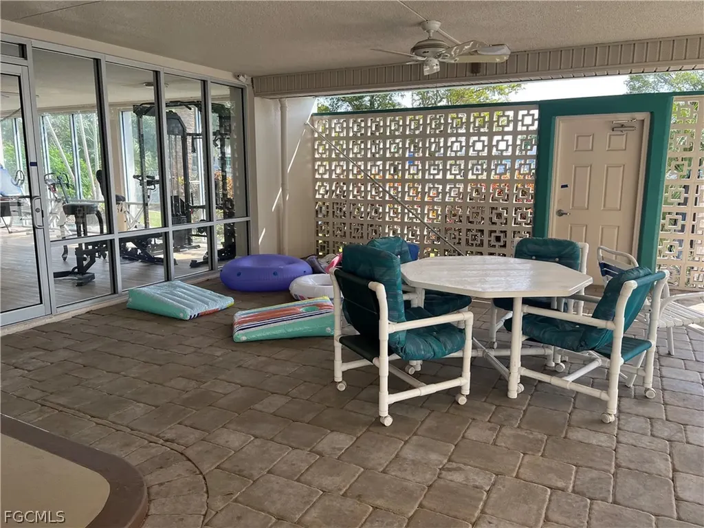 4803 Sunset Court Cape Coral FL 33904
