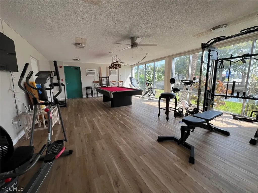 4803 Sunset Court Cape Coral FL 33904