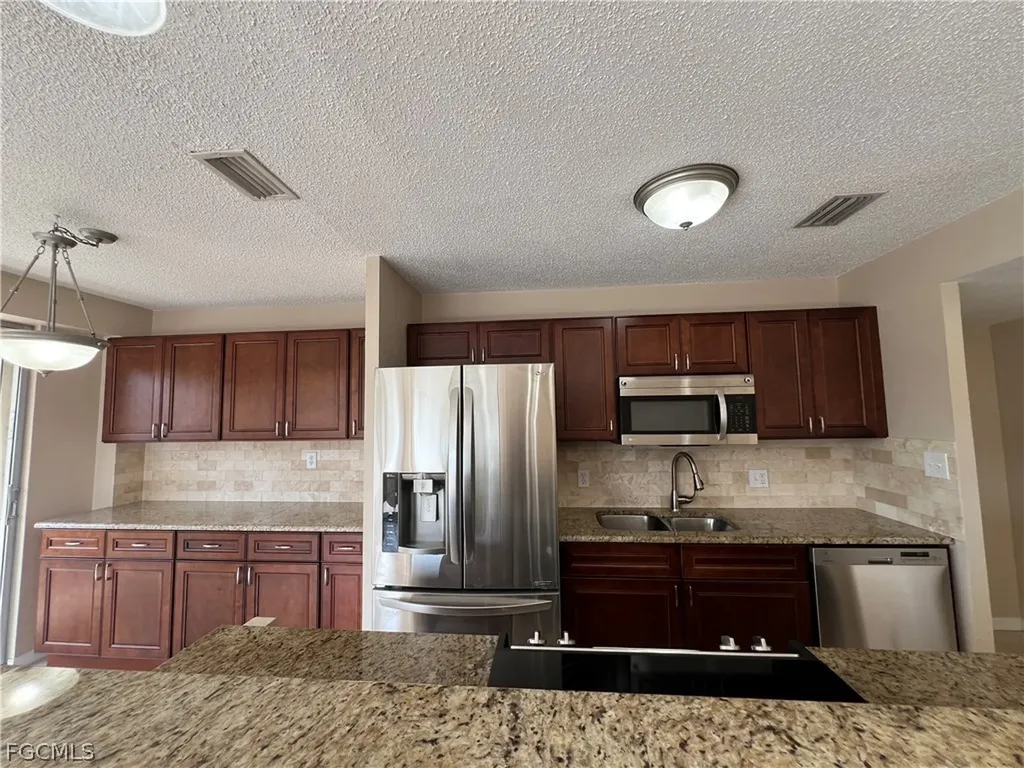 4803 Sunset Court Cape Coral FL 33904