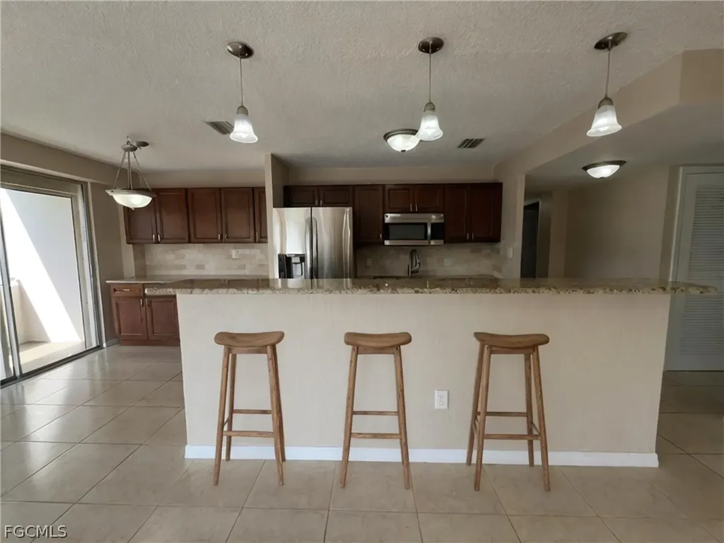 4803 Sunset Court Cape Coral FL 33904