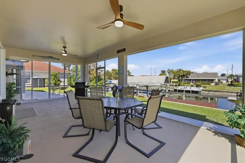 105 SE 40th Terrace Cape Coral FL 33904