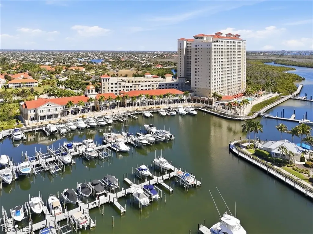 105 SE 40th Terrace Cape Coral FL 33904