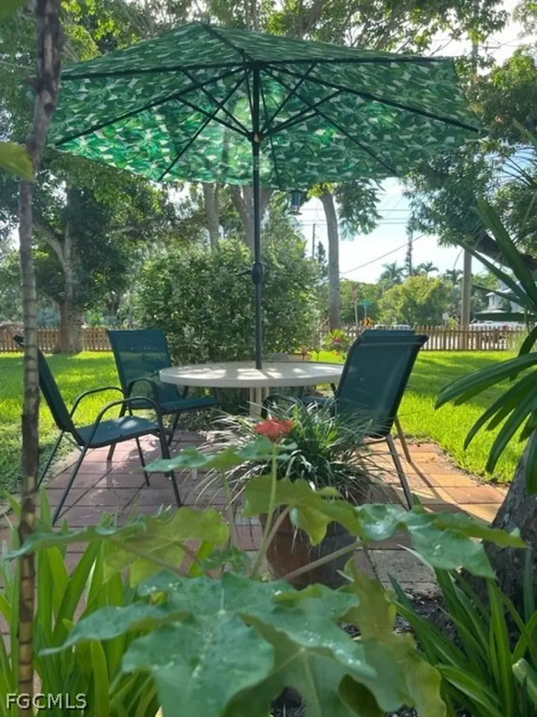 2579 2nd Street Fort Myers FL 33901