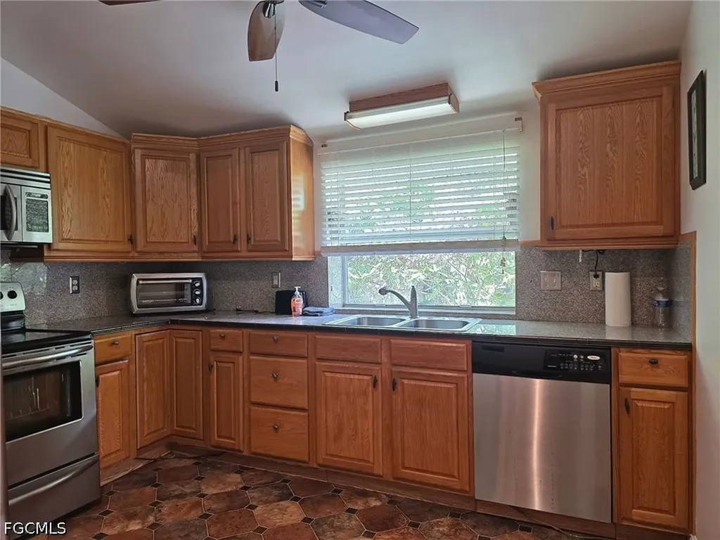2579 2nd Street Fort Myers FL 33901