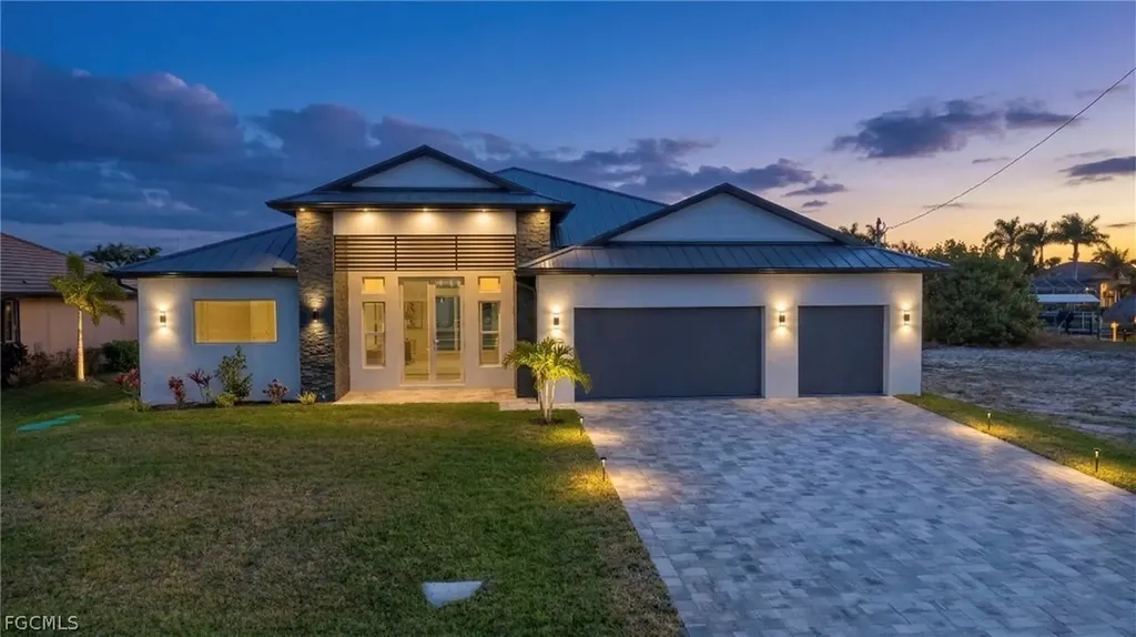 816 NW 39th Avenue Cape Coral FL 33993