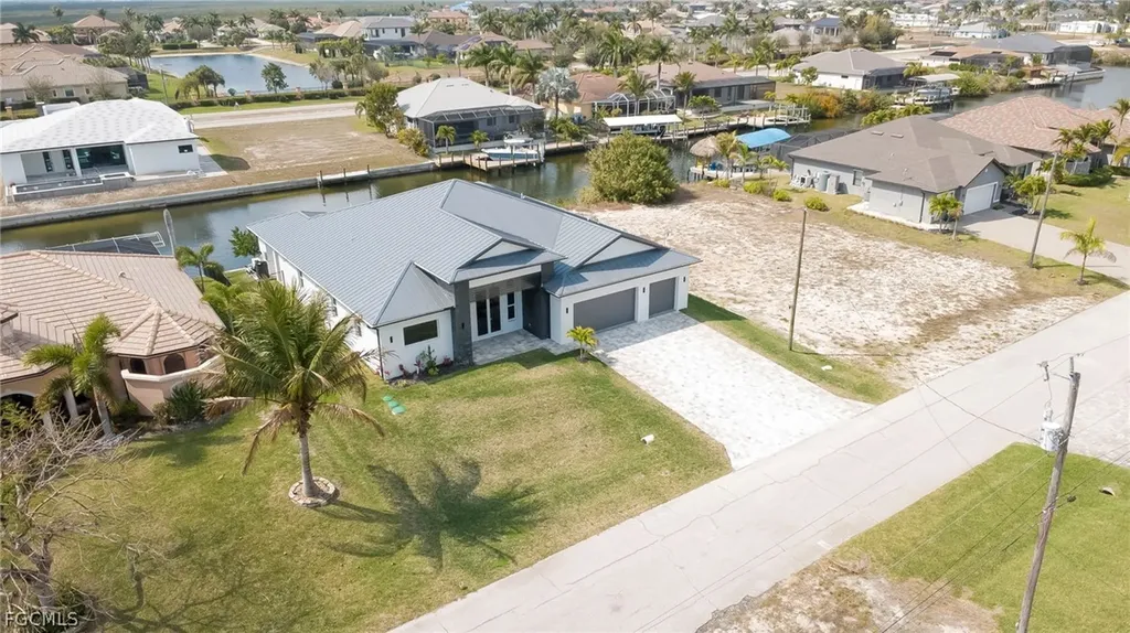 816 NW 39th Avenue Cape Coral FL 33993