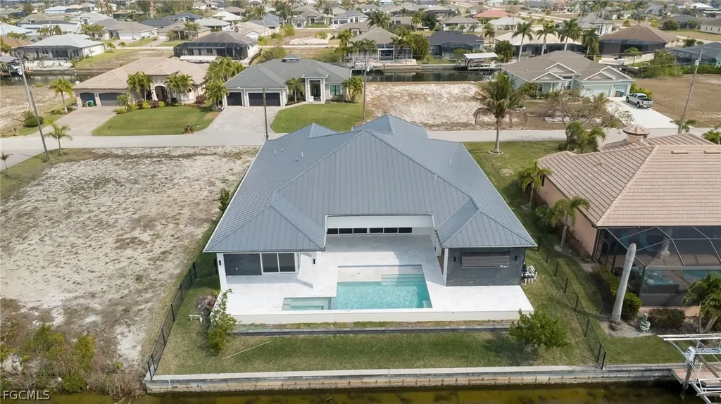 816 NW 39th Avenue Cape Coral FL 33993