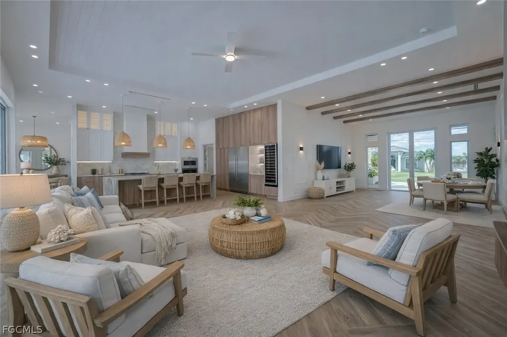 816 NW 39th Avenue Cape Coral FL 33993