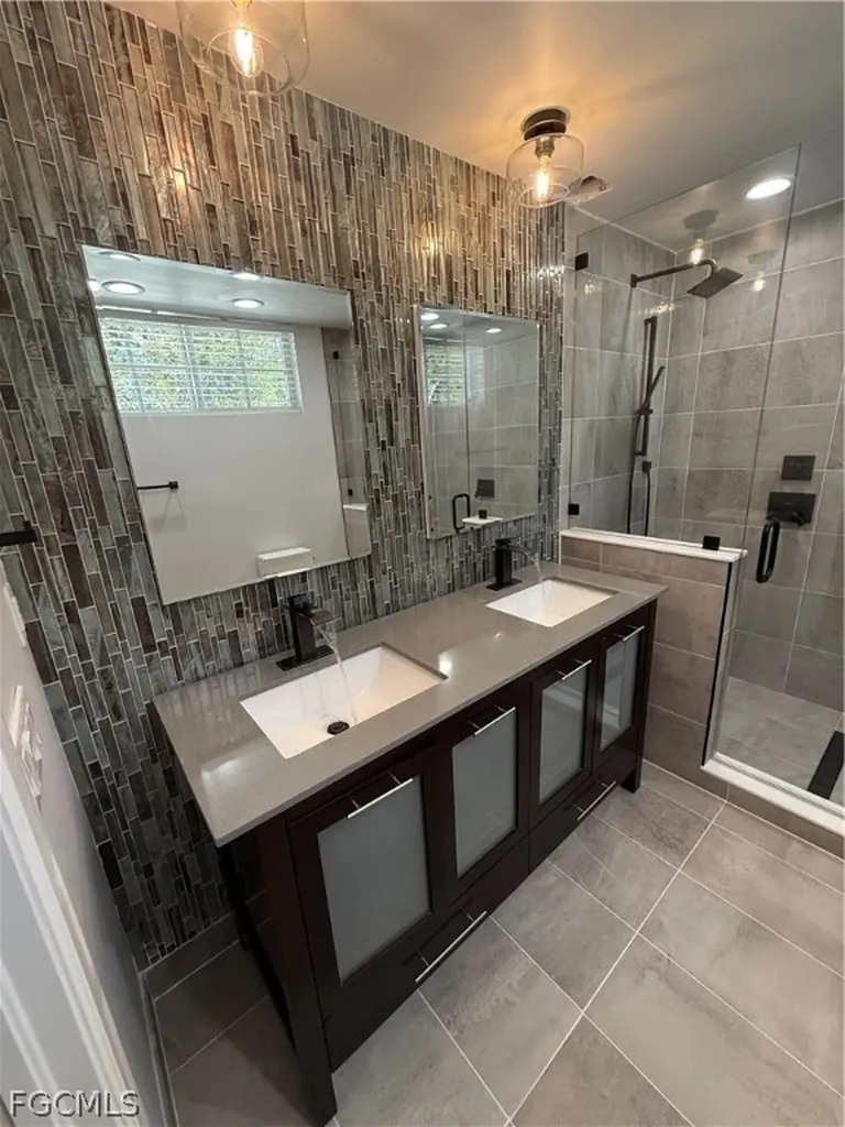 28053 Sunset Drive Bonita Springs FL 34134