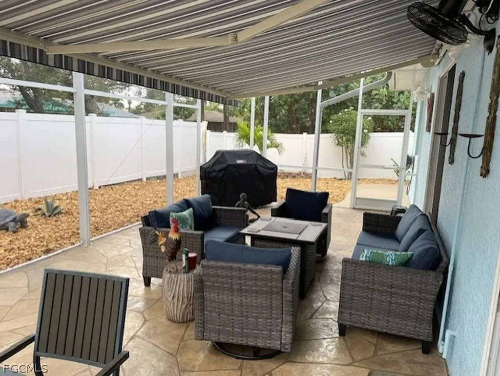 28053 Sunset Drive Bonita Springs FL 34134