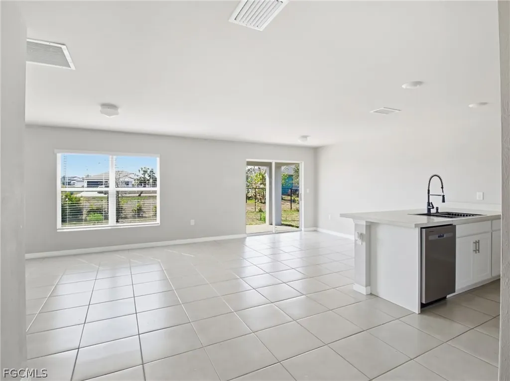 4214 NE 20th Court Cape Coral FL 33909