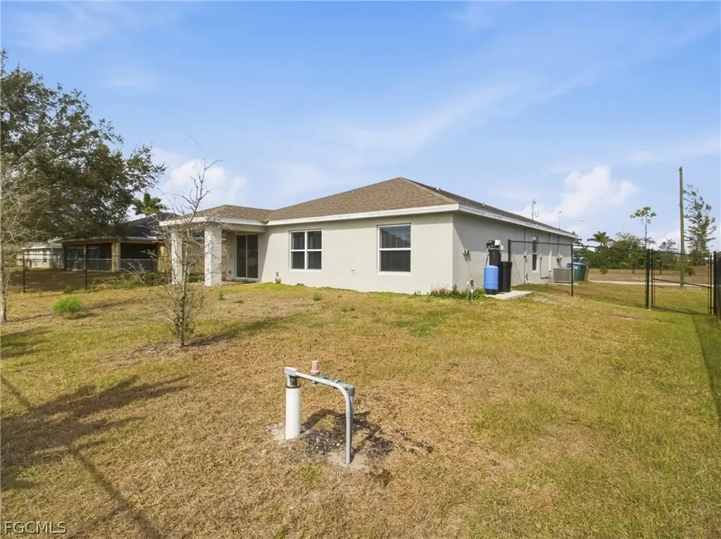 4214 NE 20th Court Cape Coral FL 33909